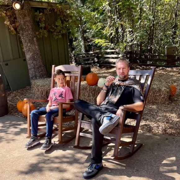 Meet your Posher, Shelby - Picture 1 of 1